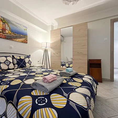 2-bedroom Breeze Athens