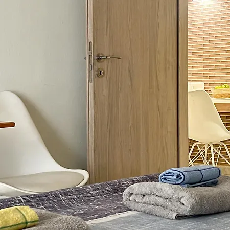 2-bedroom Breeze Athènes